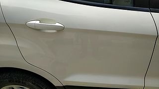 Used 2014 Ford EcoSport [2015-2017] Titanium 1.5L Ti-VCT AT Petrol Automatic dents MINOR SCRATCH