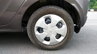 Used 2018 Tata Tiago [2016-2020] XTA Petrol Automatic tyres LEFT REAR TYRE RIM VIEW