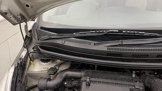 Used 2016 Hyundai Grand i10 [2013-2017] Asta 1.1 CRDi (O) Diesel Manual engine ENGINE RIGHT SIDE HINGE & APRON VIEW