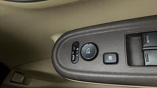 Used 2012 Honda Brio [2011-2016] V MT Petrol Manual top_features Adjustable ORVM
