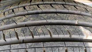 Used 2017 Mahindra Scorpio [2014-2017] S8 Diesel Manual tyres RIGHT REAR TYRE TREAD VIEW