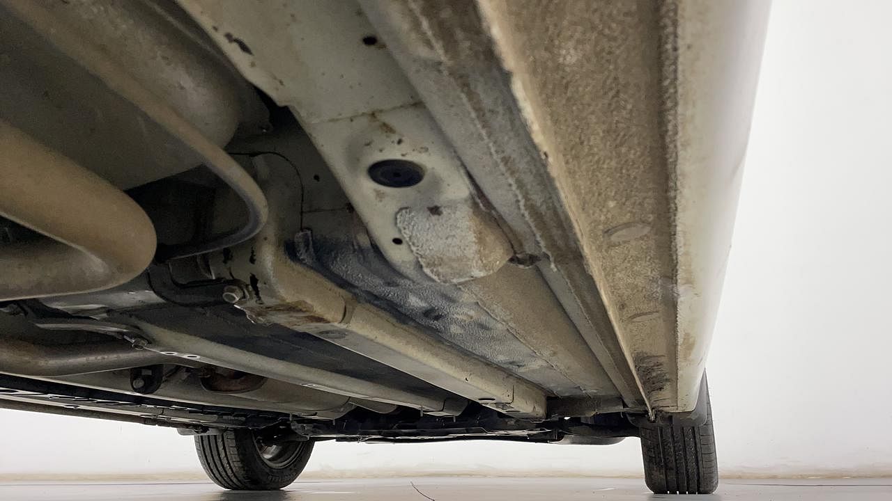 Used 2018 Hyundai Verna [2017-2020] 1.6 VTVT SX Petrol Manual extra REAR RIGHT UNDERBODY VIEW