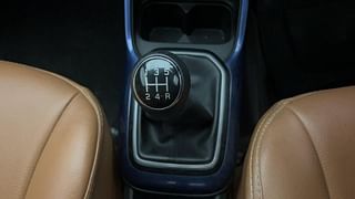 Used 2021 Maruti Suzuki Ignis Zeta MT Petrol Petrol Manual interior GEAR  KNOB VIEW