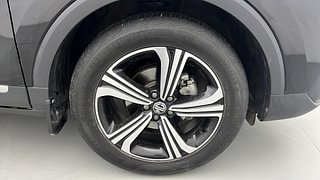 Used 2022 MG Motors Astor Sharp 1.5 CVT Petrol Automatic tyres RIGHT FRONT TYRE RIM VIEW