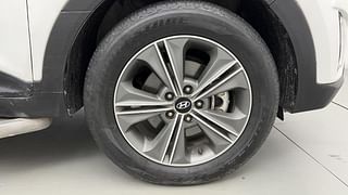 Used 2016 Hyundai Creta [2015-2018] 1.6 SX Plus Auto Petrol Petrol Automatic tyres RIGHT FRONT TYRE RIM VIEW