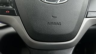 Used 2018 Hyundai Elantra [2016-2022] 2.0 S Petrol Manual top_features Airbags