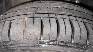 Used 2012 Ford Figo [2010-2015] Duratec Petrol ZXI 1.2 Petrol Manual tyres LEFT FRONT TYRE TREAD VIEW