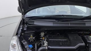 Used 2014 Maruti Suzuki Ritz [2012-2017] Vdi Diesel Manual engine ENGINE RIGHT SIDE HINGE & APRON VIEW