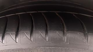 Used 2018 BMW 5 Series [2017-2021] 530d M Sport Diesel Automatic tyres RIGHT FRONT TYRE TREAD VIEW