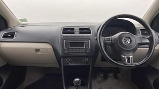 Used 2013 Volkswagen Polo [2010-2014] Highline1.2L (P) Petrol Manual interior DASHBOARD VIEW