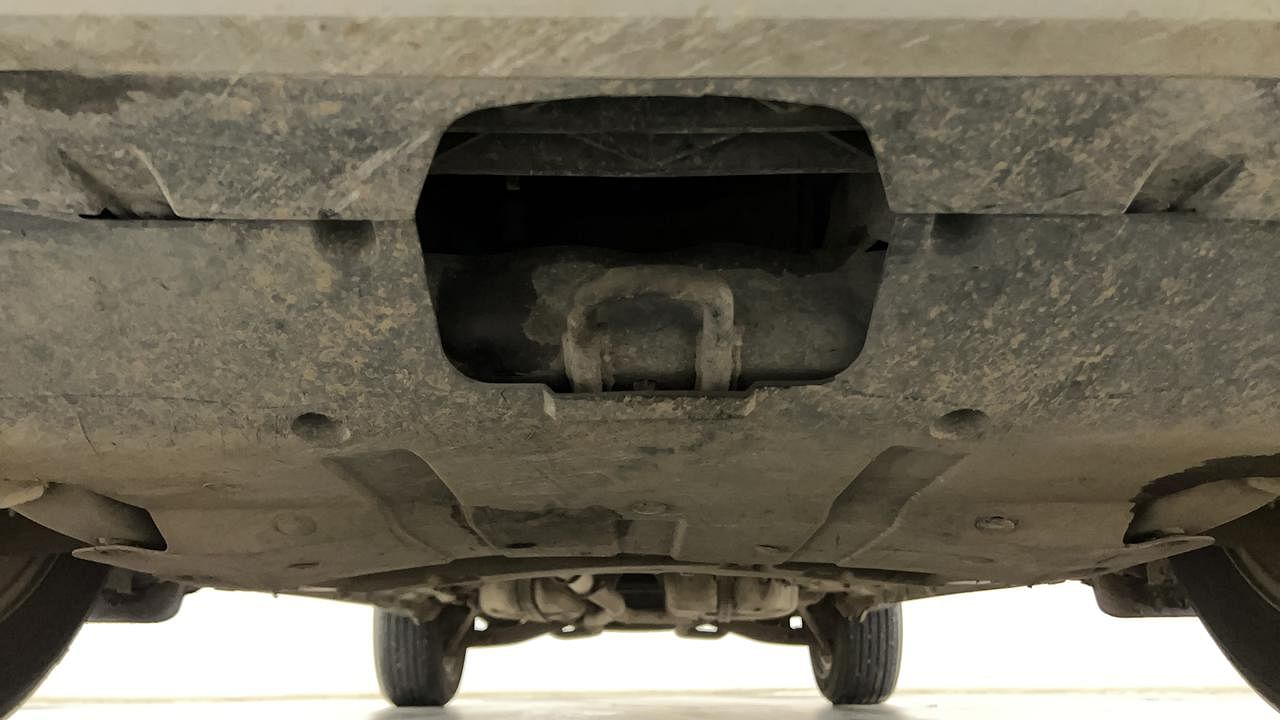 Used 2018 Mahindra XUV500 [2015-2018] W10 AT Diesel Automatic extra FRONT LEFT UNDERBODY VIEW
