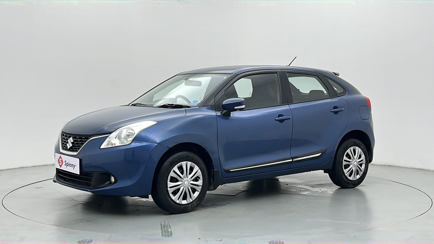 LEFT FRONT CORNER VIEW