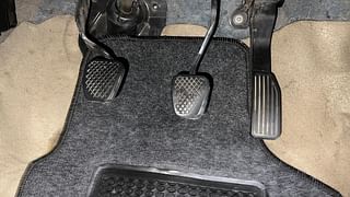 Used 2014 Honda City [2014-2017] V Petrol Manual interior PEDALS VIEW
