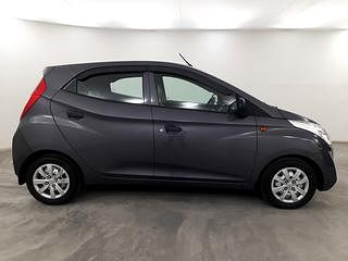 Used 2018 Hyundai Eon [2011-2018] Era + Petrol Manual exterior RIGHT SIDE VIEW