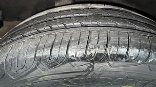 Used 2015 Honda City [2014-2017] SV Petrol Manual tyres RIGHT REAR TYRE TREAD VIEW