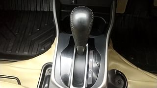 Used 2018 Honda City [2017-2020] ZX CVT Petrol Automatic interior GEAR  KNOB VIEW