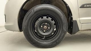Used 2011 Maruti Suzuki Swift [2007-2011] VXi Petrol Manual tyres LEFT FRONT TYRE RIM VIEW