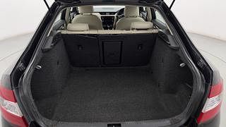 Used 2014 Skoda Octavia [2013-2017] Elegance 1.8 TSI AT Petrol Automatic interior DICKY INSIDE VIEW