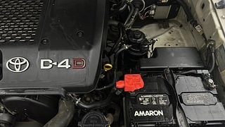 Used 2014 Toyota Fortuner [2012-2016] 3.0 4x2 MT Diesel Manual engine ENGINE LEFT SIDE VIEW