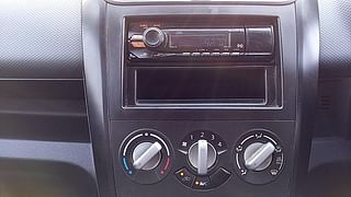 Used 2012 Maruti Suzuki Ritz [2009-2012] Ldi Diesel Manual interior MUSIC SYSTEM & AC CONTROL VIEW