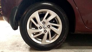 Used 2016 Honda Jazz V CVT Petrol Automatic tyres RIGHT REAR TYRE RIM VIEW