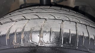 Used 2016 Tata Zest [2014-2019] XTA Diesel Diesel Automatic tyres RIGHT FRONT TYRE TREAD VIEW