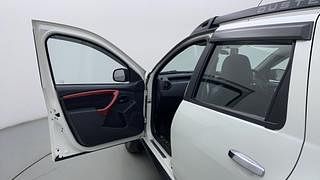 Used 2016 Renault Duster [2015-2019] 85 PS RXS MT Diesel Manual interior LEFT FRONT DOOR OPEN VIEW