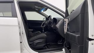 Used 2016 Hyundai Creta [2015-2018] 1.6 SX Diesel Manual interior RIGHT SIDE FRONT DOOR CABIN VIEW