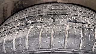 Used 2016 Maruti Suzuki Ciaz [2014-2017] ZXI+ AT Petrol Automatic tyres LEFT FRONT TYRE TREAD VIEW