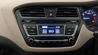 Used 2018 Hyundai Elite i20 [2017-2018] Magna Executive 1.2 Petrol Manual top_features Integrated (in-dash) music system