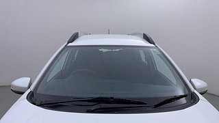 Used 2017 Honda BR-V [2016-2020] V MT Petrol Petrol Manual exterior FRONT WINDSHIELD VIEW