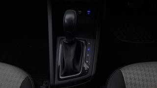 Used 2018 Hyundai Elite i20 [2018-2020] Asta CVT Petrol Automatic interior GEAR  KNOB VIEW
