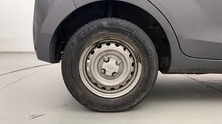 Used 2022 Hyundai New Santro 1.1 Sportz Executive CNG Petrol+cng Manual tyres RIGHT REAR TYRE RIM VIEW