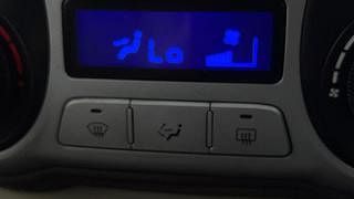 Used 2011 Hyundai i20 [2008-2012] Magna (O) 1.2 Petrol Manual top_features Rear defogger