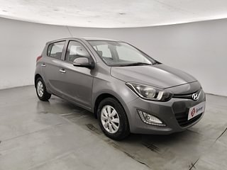 Used 2014 Hyundai i20 [2012-2014] Asta 1.4 CRDI Diesel Manual exterior RIGHT FRONT CORNER VIEW