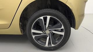 Used 2020 Tata Altroz XZ 1.2 Petrol Manual tyres LEFT REAR TYRE RIM VIEW