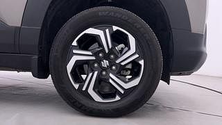 Used 2023 Maruti Suzuki Brezza ZXI Plus AT Petrol Automatic tyres RIGHT FRONT TYRE RIM VIEW
