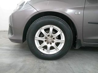 Used 2015 Honda Amaze 1.5L S Diesel Manual tyres LEFT FRONT TYRE RIM VIEW