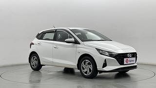 Used 2020 Hyundai New i20 Magna 1.2 MT Petrol Manual exterior RIGHT FRONT CORNER VIEW