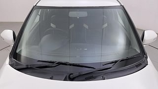 Used 2014 Maruti Suzuki Swift [2011-2017] VXi Petrol Manual exterior FRONT WINDSHIELD VIEW