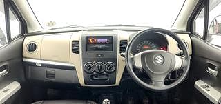 Used 2017 Maruti Suzuki Wagon R 1.0 [2010-2019] LXi Petrol Manual interior DASHBOARD VIEW