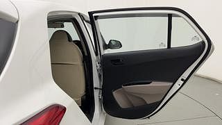 Used 2018 Hyundai Grand i10 [2017-2020] Magna AT 1.2 Kappa VTVT Petrol Automatic interior RIGHT REAR DOOR OPEN VIEW
