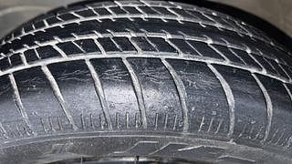 Used 2015 Maruti Suzuki Wagon R 1.0 [2010-2019] VXi Petrol Manual tyres LEFT FRONT TYRE TREAD VIEW
