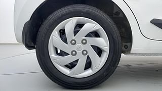 Used 2021 Hyundai New Santro 1.1 Sportz MT Petrol Manual tyres RIGHT REAR TYRE RIM VIEW