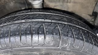 Used 2014 Maruti Suzuki Wagon R 1.0 [2010-2019] VXi Petrol Manual tyres RIGHT FRONT TYRE TREAD VIEW