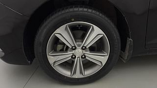 Used 2019 Hyundai Verna [2017-2020] 1.6 CRDI SX Diesel Manual tyres LEFT FRONT TYRE RIM VIEW