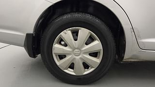 Used 2010 Maruti Suzuki Swift Dzire VXI 1.2 Petrol Manual tyres RIGHT REAR TYRE RIM VIEW