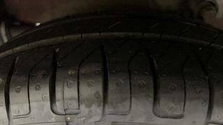 Used 2012 Chevrolet Spark [2007-2012] LT 1.0 Petrol Manual tyres RIGHT REAR TYRE TREAD VIEW