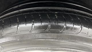 Used 2019 Honda Civic [2019-2021] ZX CVT Petrol Petrol Automatic tyres RIGHT REAR TYRE TREAD VIEW