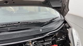 Used 2012 Honda Jazz [2011-2013] Select Petrol Manual engine ENGINE LEFT SIDE HINGE & APRON VIEW